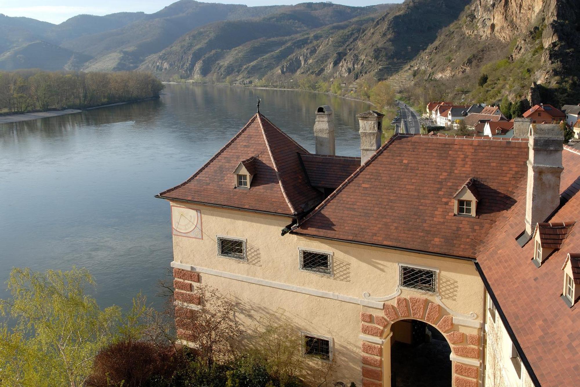 Hotel Schloss 5*