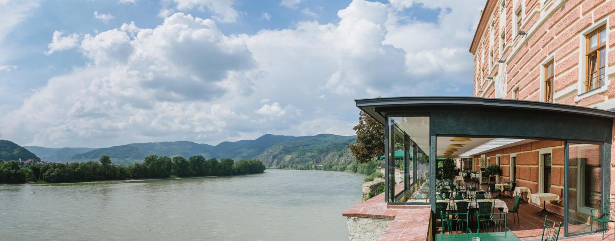 Schloss Hotel 5*